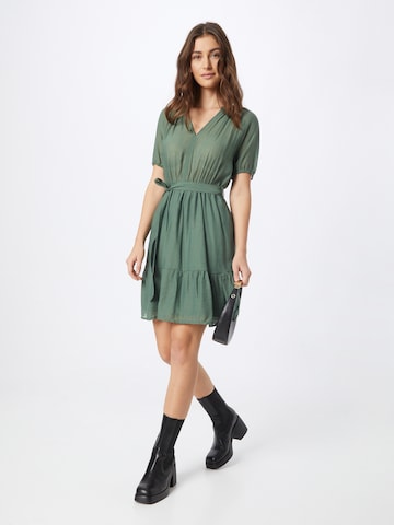 ABOUT YOU - Vestido de verano 'Julika' en verde