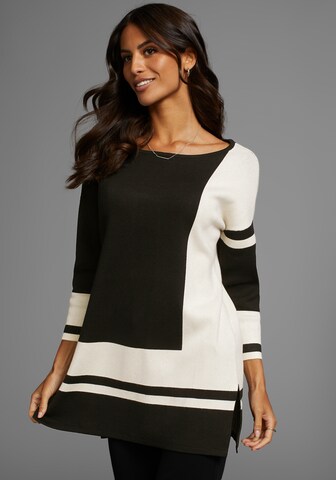 LAURA SCOTT Sweater in Black: front