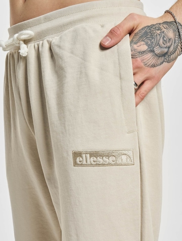 ELLESSE Tapered Hose 'Corperchiata' in Beige