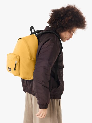 Zaino '6E09' di EASTPAK in giallo