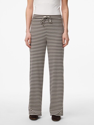 PIECES Loose fit Trousers 'PCLaya' in Brown: front