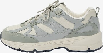 Pull&Bear Sneaker in Grau