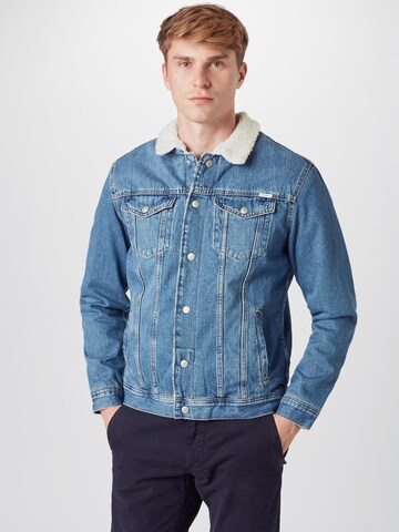 JACK & JONES - Ajuste regular Chaqueta de entretiempo en azul: frente