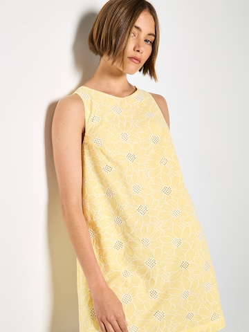 Apricot Dress in Yellow