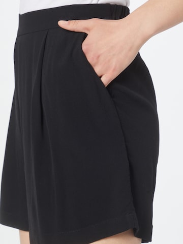 BRUUNS BAZAAR Loose fit Pleat-Front Pants 'Lilli' in Black