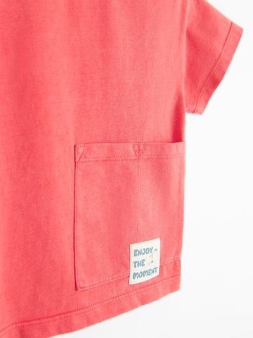 Cool Club Shirt in Red