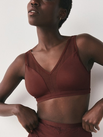 Next Сутиен с триъгълни чашки Сутиен в кафяво: отпред