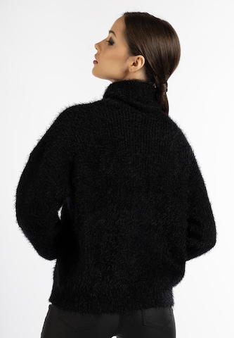 faina Oversized Sweater in Black