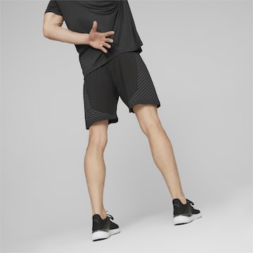 PUMA Regular Sportshorts in Schwarz