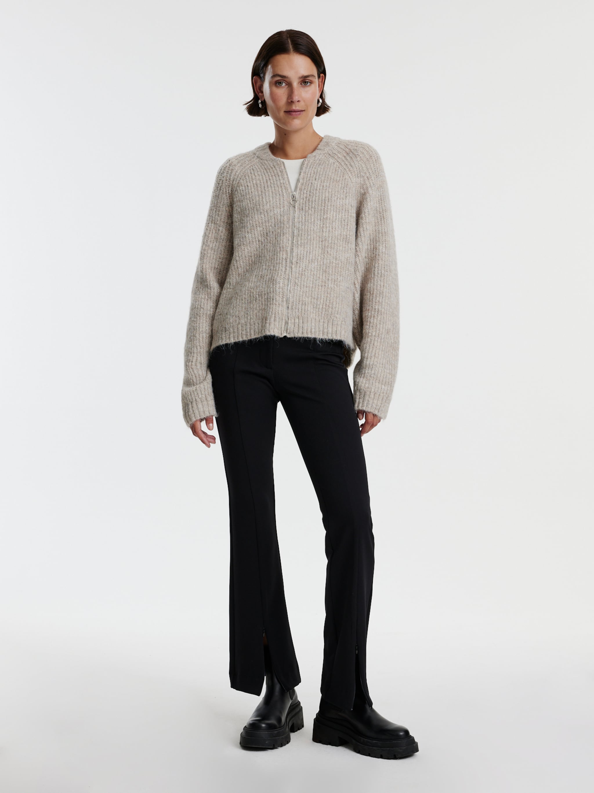 EDITED Produits Cardigan 'Rani' taupe