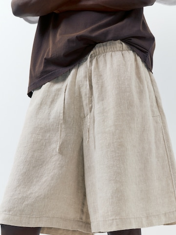 Pull&Bear Bő szár Nadrág - bézs