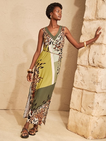 Robe d’été love & roses en vert