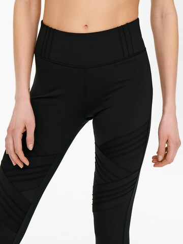 ONLY PLAY Skinny Športne hlače 'JANIA' | črna barva