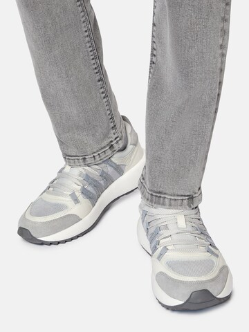 Baskets basses Boggi Milano en gris : devant