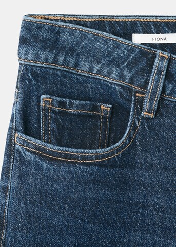 MANGO Flared Jeans in Blau