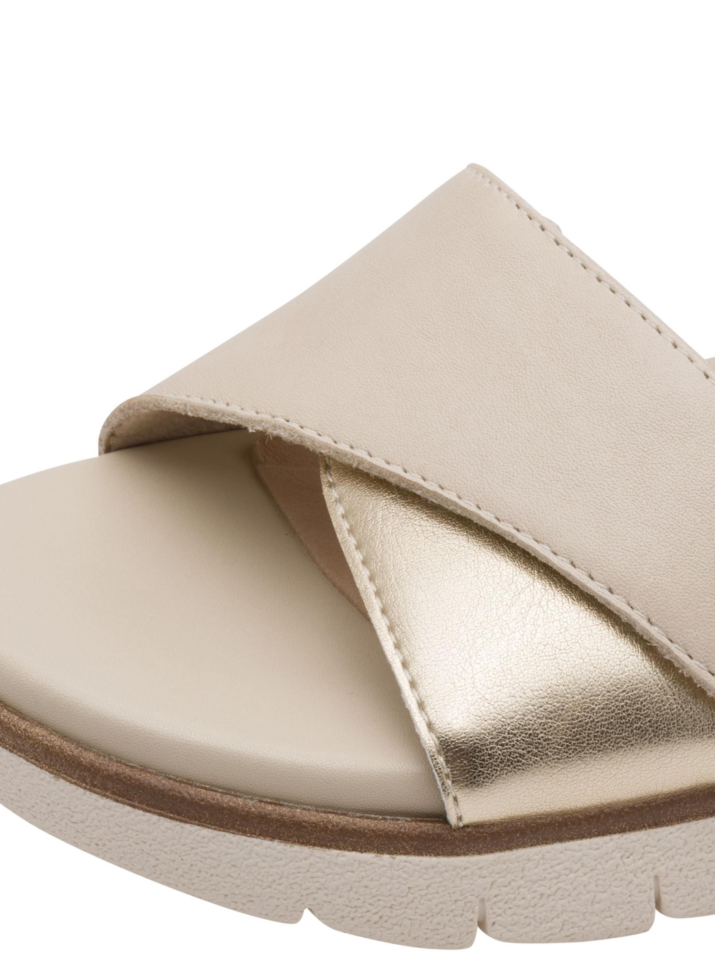 Tamaris Sandale in Beige
