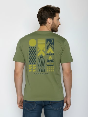 GREENBOMB Shirt ' Fusion Camp Mode ' in Groen: voorkant