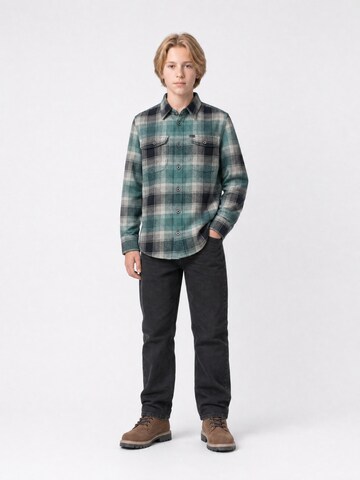 Petrol Industries Regular fit Button up shirt in Green