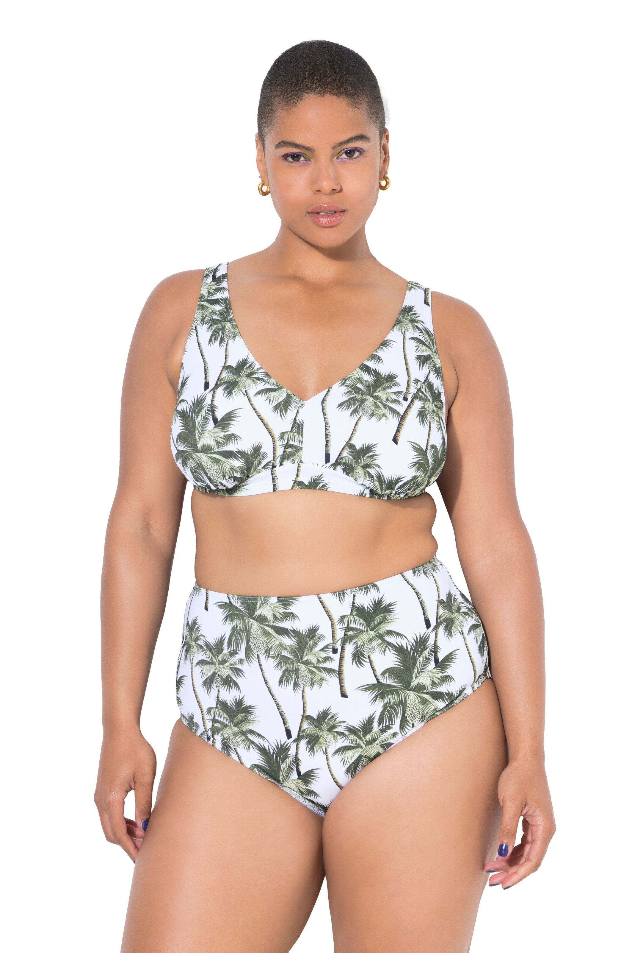 Studio Untold Minimizer Bikinitop in Weiß: Vorderseite