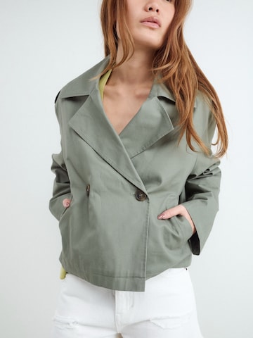 Giacca di mezza stagione di BALMOHK in verde