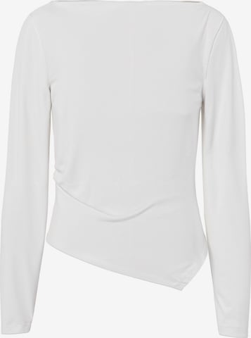 PIECES Shirt in Weiß: Vorderseite
