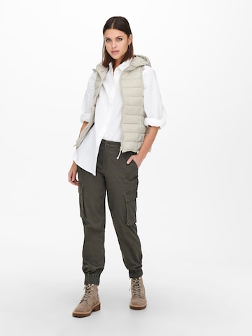 Gilet 'New Tahoe' di ONLY in beige