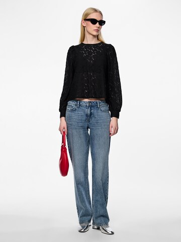 Camicia da donna 'Nanessa' di PIECES in nero