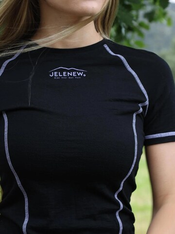 Maglietta 'Merino Wool Short-Sleeve Shirt' di Jelenew in nero