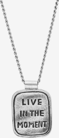 Haze&Glory Halsband 'Wordings' i silver: framsida