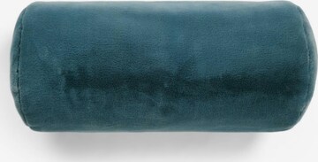 ESSENZA Pillow 'Furry' in Blue: front