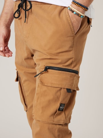 Regular Pantalon Deeluxe en beige
