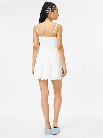 AÉROPOSTALE Kleid in Weiß