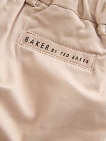 Baker by Ted Baker Set: Hemd, Hose,  Hosenträger und Fliege in Beige