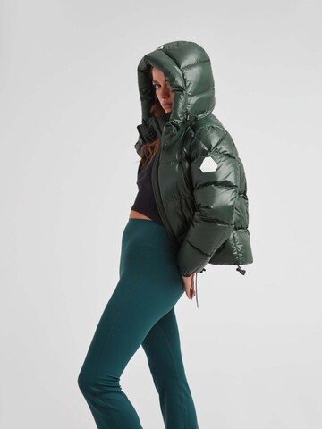 Veste outdoor ' EZ Boxed Crop Puffer Lux ' JACK1T en vert
