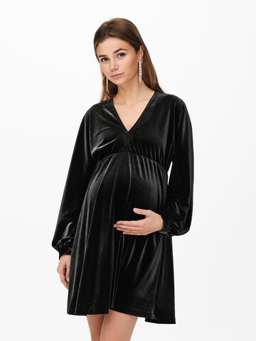 Rochie 'Esme' de la Only Maternity pe negru: față