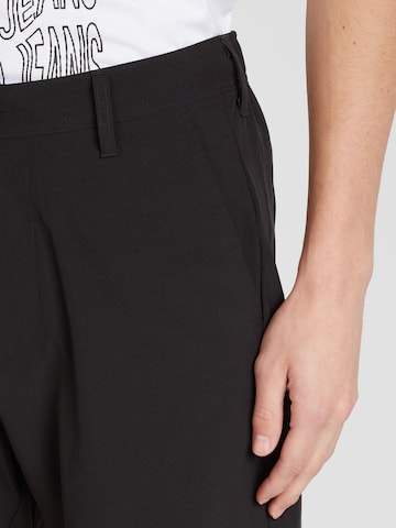 HOLLISTER - Loosefit Pantalón chino en marrón