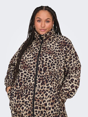 ONLY Carmakoma - Chaqueta de entretiempo 'CARNEW' en beige