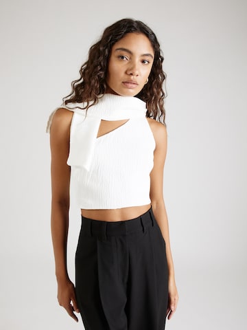 TOPSHOP Top in White: front