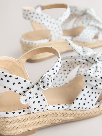 Next Sandaler i hvid