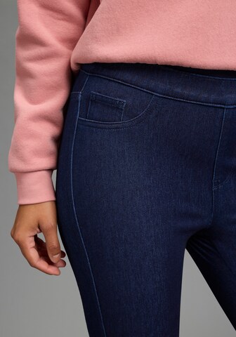 ARIZONA Flared Jeggings in Blue