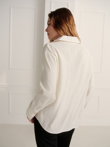 Guido Maria Kretschmer Women Blouse 'Theia' in White