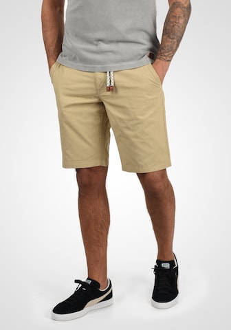 BLEND Regular Chinoshorts 'Ragna' in Beige: Vorderseite