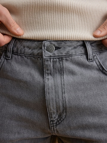 DAN FOX APPAREL regular Τζιν 'Carlo' σε γκρι