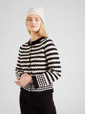 Cardigan 'CHESTER' Y.A.S en noir : devant