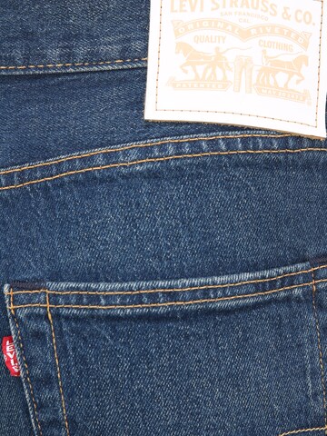 Levi's® Upcycling Regular Jeansshort 'Kelvyn Colt Design' in Blau