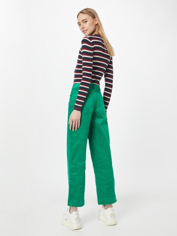 Regular Pantalon Monki en vert