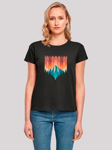 F4NT4STIC T-Shirt 'Berg Sonnenuntergang' in Schwarz: Vorderseite