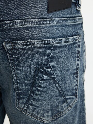 CHASIN' Regular Jeans in Blauw