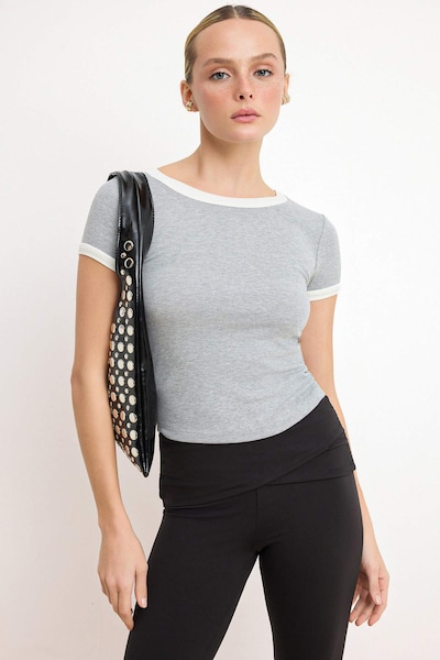 Trendyol Majica v velikosti XS  | siva / bela barva, Prikaz izdelka