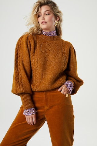 Fabienne Chapot Sweater in Brown: front